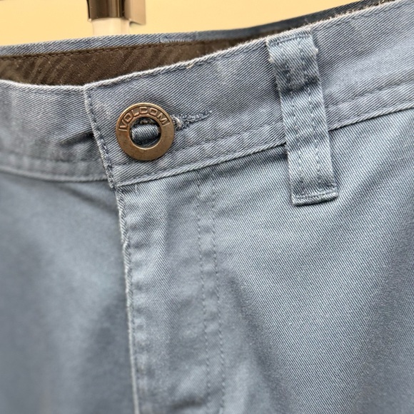 Volcom Men’s Blue Chino Pants – Size 29 – Slim/Straight Fit - Picture 2 of 7